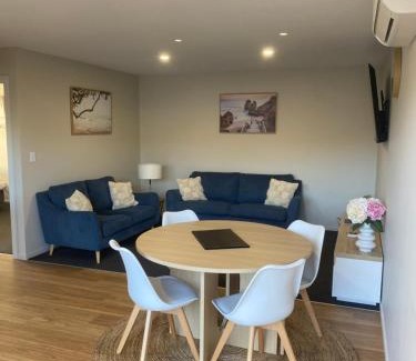 Blenheim Apartment | The Cedar Inn