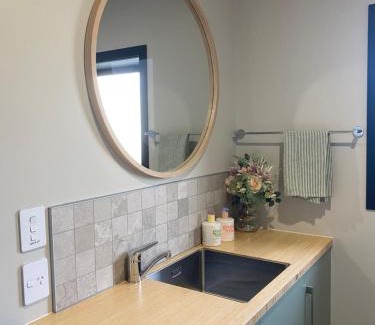 Blenheim Apartment | The Cedar Inn
