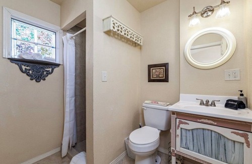 Christoval Hotel | The Cedar Room - The Ranch House Motel