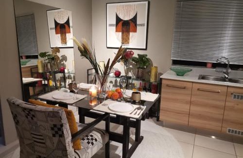 Die Hoewes Apartment | The Centurion Sunset