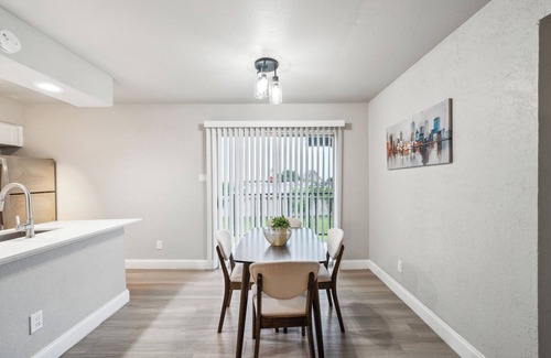 Grand Prairie Apartment | The Chandler 721 I Comfy 2 bed 2 Bath