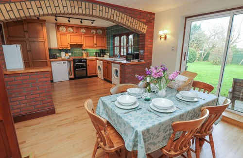Newport Cottage | The Chapel