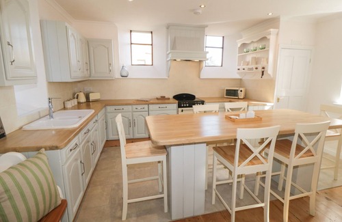 Redcar Cottage | THE CHAPEL, pet friendly, with a garden in Saltburn-By-The-Sea