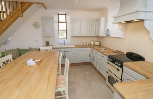 Redcar Cottage | THE CHAPEL, pet friendly, with a garden in Saltburn-By-The-Sea