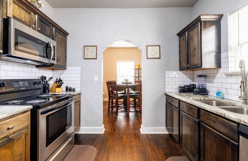Chickasha House | The Charm Chickasha | Fiber | W/D | Dog Friendly