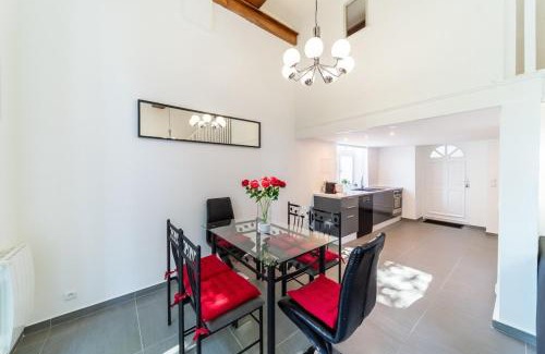 Saulaie - Claveliere Apartment | The charming Fleury 2 bedrooms Oullins