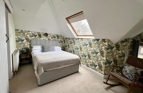Torquay Bed & Breakfast | The Charterhouse
