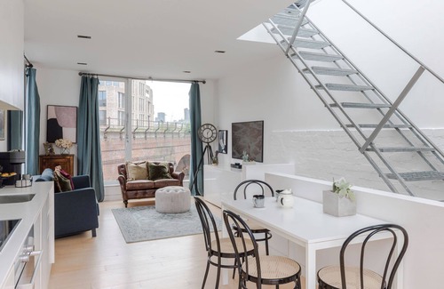 South Bank Apartment | The Cheeky Hideaway - Borough - by Frankie Says