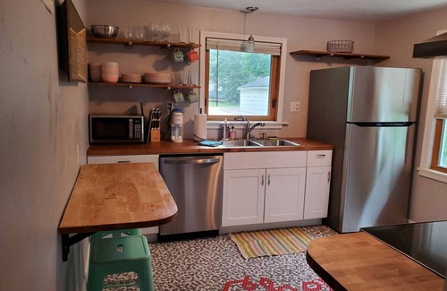 Sturgeon Bay House | The Cherry Pit - New listing