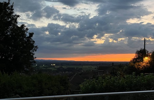 Glastonbury House | The ChestnutsnLuxury self catering accommodation in Glastonbury