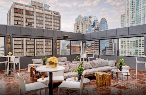 Rush and Division Hotel | The Chicago Hotel Collection Magnificent Mile, 3 Standard King Rooms