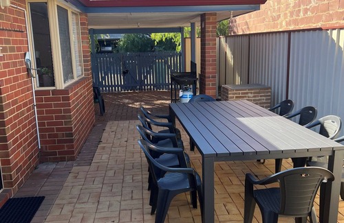 Dunsborough House | The Chilli Spot - Family accommodation beach-side. Walk into to town & beach!