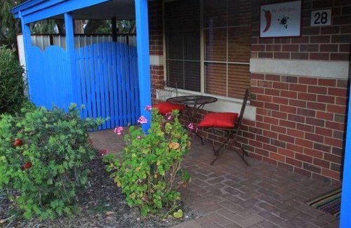 Dunsborough House | The Chilli Spot - Family accommodation beach-side. Walk into to town & beach!