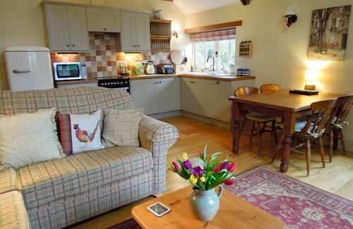 High Street Cottage | The Cider Barn - Nanjeath Cottages