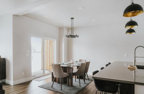Four Corners House | The Circle Unit B