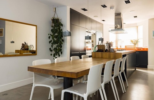 Addison Apartment | The City Singer - 3 Bedrooms with Garden in Hammersmith