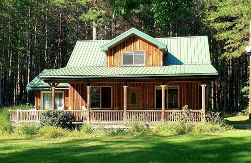 Mears Cottage | The Classic Cottage - Only one mile from the dunes!