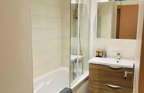 Sourcieux-les-Mines Apartment | The Clos Chacel. Cozy apartment in a farmhouse that can accommodate 4 people.