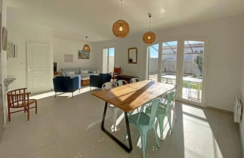 Pujaut House | The Clos des Lions - Avignon in Provence
