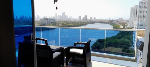 El Cabrero Apartment | The Clover Suite