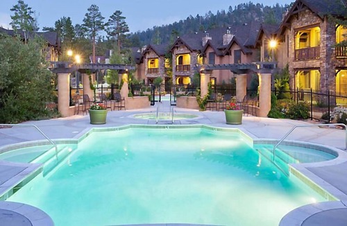 The Village Condo | The Club at Big Bear Village - 3BR/3BA Pres Suite