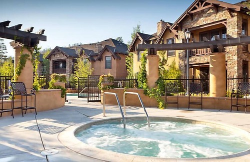 The Village Condo | The Club at Big Bear Village - 3BR/3BA Pres Suite