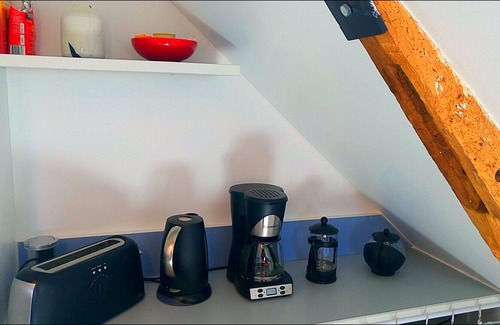 Saint-Jean-Saint-Germain Apartment | The Cozy Apartment - Near ZOOPARC Beauval