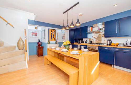 Portsmouth House | The Coach House