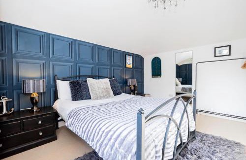 Portsmouth House | The Coach House