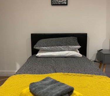 Salisbury Apartment | The Coach House