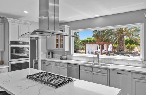 Desert Aire House | The Coachella Estate: 🎾Pickleball🔥Sauna🏖️Beach🏐V’Ball ⛳Putt 🥏Disc Golf +