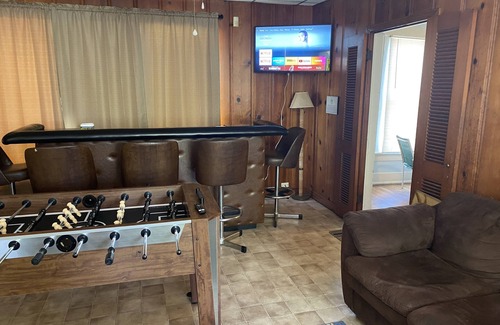Aransas Pass House | The Coast House is Available now for rental. Contact us today!