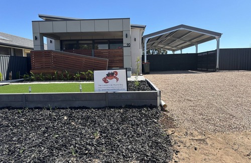 Moonta Bay House | The Coastal Crab, Moonta Bay. Family & Pet friendly holiday accommodation