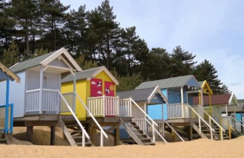 Wells-next-the-Sea House | The Cobblers, Luxury Coastal House for 16 in Wells Next The Sea, Norfolk.