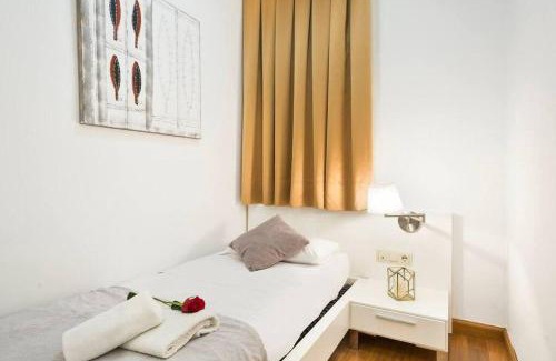 La Ribera Apartment | The Collection Barcelona - Central and Elegant 4 Bedroom by Placa Catalunya