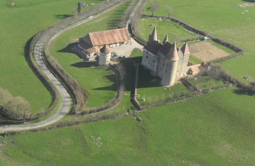 Chassy Cottage | The Colombier du Vieux Château