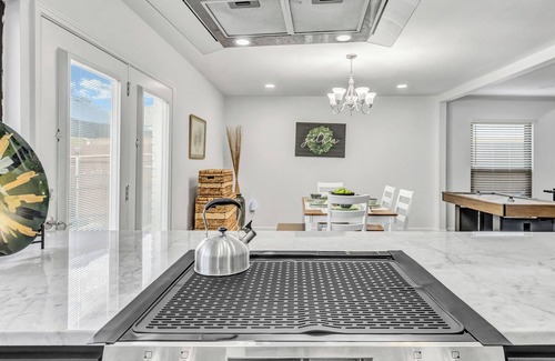 The Colony House | The Colony Getaway,Pool,Pet-Friendly,Games & Fun