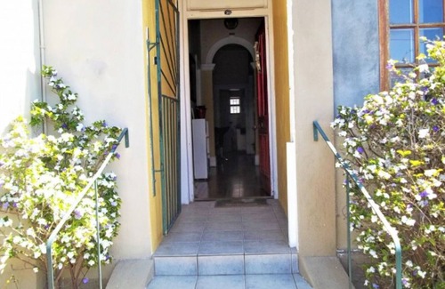Observatory House | The colorful house of Cape Town