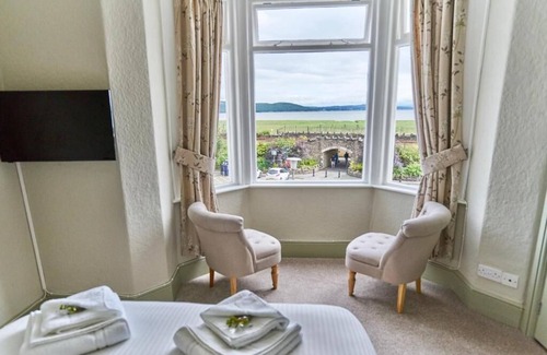 Grange-over-Sands Hotel | The Commodore Inn