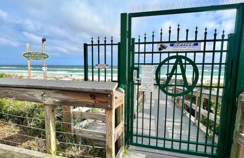 Avalon Beach Estates House | The Coral Reef at Avalon Estates - Private Beach