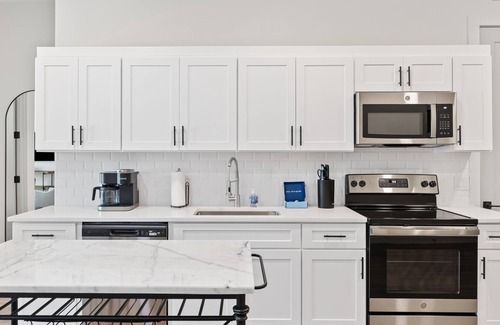 Fort Worth Apartment | The Corbin 1204: Magnolia Moderns 1-Bedroom Escape