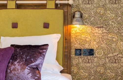 Tavistock Hotel | The Cornish Arms