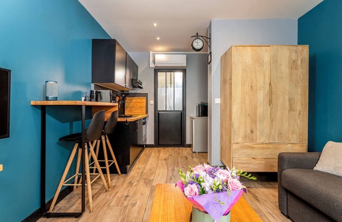 Saint-Martin-du-Littoral Apartment | The Cosy Studio, ideal for professionals or couples, close to the beach