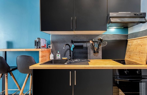 Saint-Martin-du-Littoral Apartment | The Cosy Studio, ideal for professionals or couples, close to the beach