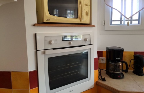 St.-Remy-de-Provence Other | The Cottage of Scents "Les Arlésiennes"