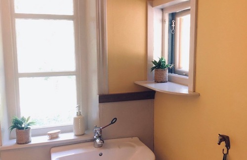 Billinge Other | The cottage, an oasis in the countryside
