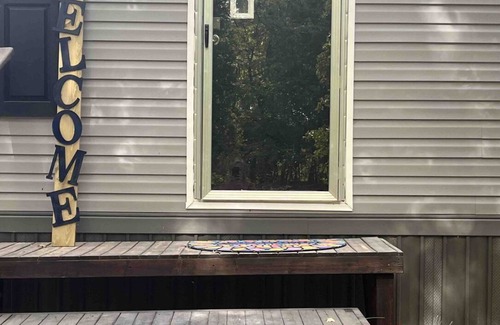 Coleman House | The Cottage at Blackberry Hill is located on a quiet country homestead.