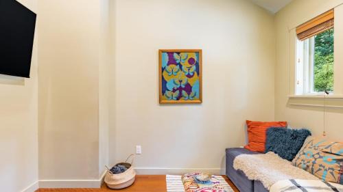 Langley House | The Cottage at Herons Roost by AvantStay