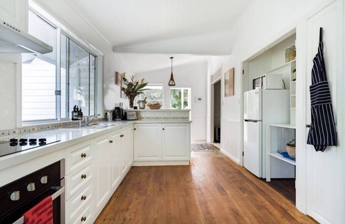 Rosebank House | The Cottage at Windaboo- Byron Hinterland Retreat