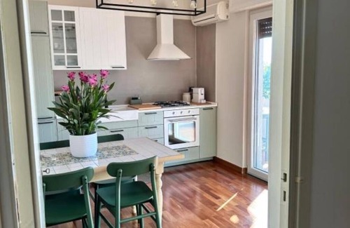 Torre del Greco House | The cottage bellevue suite